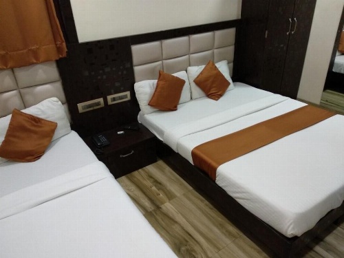 Hotel Karishma Dadar image 14